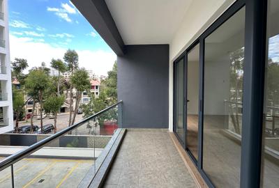2 Bed Apartment with En Suite at Lavington
