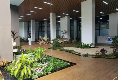 Serviced 3 Bed Apartment with En Suite at Riverside - 2