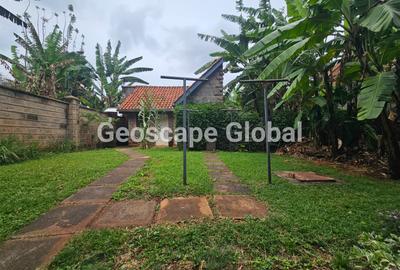 5 Bed House with En Suite in Lavington - 3