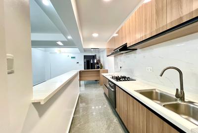 2 Bed Apartment with En Suite at Riverside Drive - 4