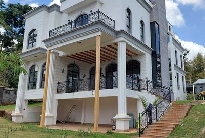 4 Bed House with En Suite at Loresho Ridge - 2