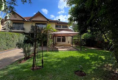4 Bed Townhouse with En Suite in Lavington - 3