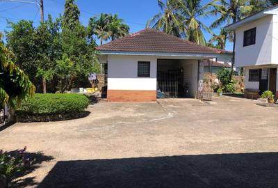 4 Bed House in Nyali Area