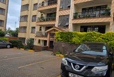 3 Bed Apartment with En Suite at Valley Arcade - 2