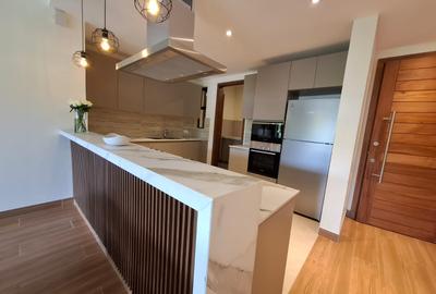 2 Bed Apartment with En Suite in Westlands Area