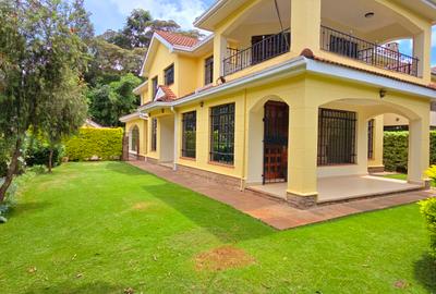 5 Bed Townhouse with En Suite at Chalbi Drive