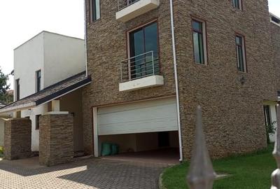 5 Bed House with En Suite at Bogani Road