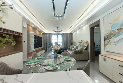 3 Bed Apartment with En Suite in Lavington