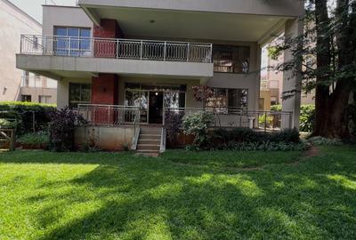 5 Bed Townhouse with En Suite in Lavington - 3
