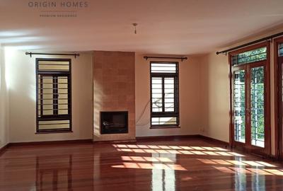 5 Bed Townhouse with En Suite at Lavington