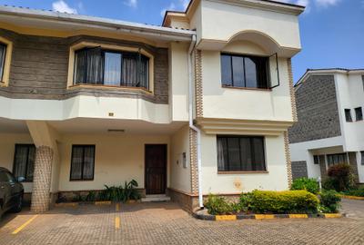 4 Bed Townhouse with En Suite in Brookside