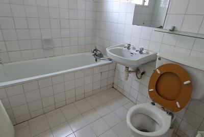 4 Bed Townhouse with En Suite in Lavington - 3