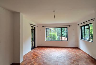 5 Bed House with En Suite in Kitisuru - 3