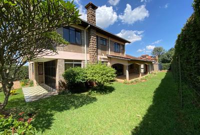 6 Bed House with En Suite in Runda