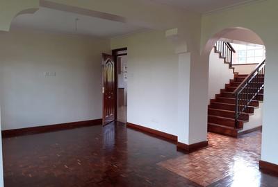 4 Bed Townhouse with En Suite in Kiambu Road