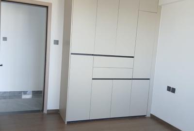 1 Bed Apartment with Gym in Kilimani - 3