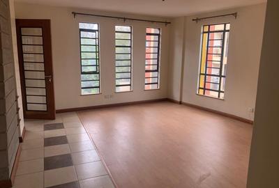3 Bed Apartment with En Suite at Rhapta Rd