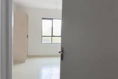Serviced 1 Bed Apartment with En Suite at Garden City - 2
