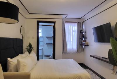 Studio Apartment with Gym at School Lane