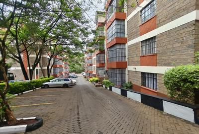 4 Bed Apartment with Swimming Pool in Kilimani