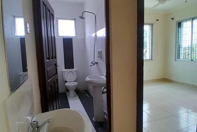 3 Bed Apartment with En Suite in Nyali Area - 3