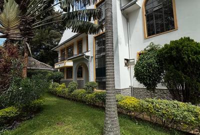 4 Bed Townhouse with En Suite at Lavington Green - 2