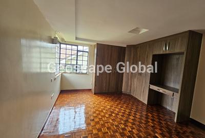 4 Bed House with En Suite in Karen