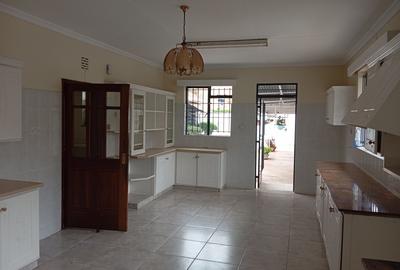 5 Bed House with En Suite at Runda Estate