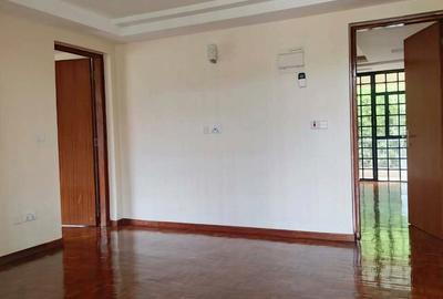 4 Bed Villa with En Suite at Ruaka Road