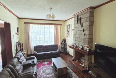 4 Bed Townhouse with En Suite in Spring Valley - 4