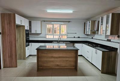 4 Bed House with En Suite at Kiambu Road