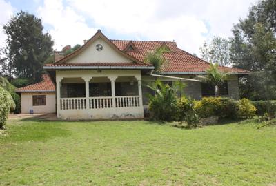 3 Bed House with En Suite at Oloolua (46)