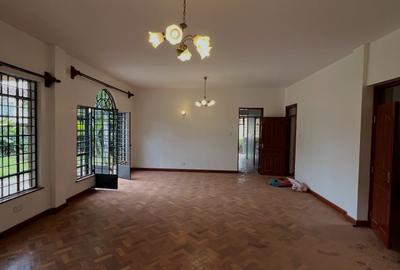 4 Bed Townhouse with En Suite in Kitisuru - 4