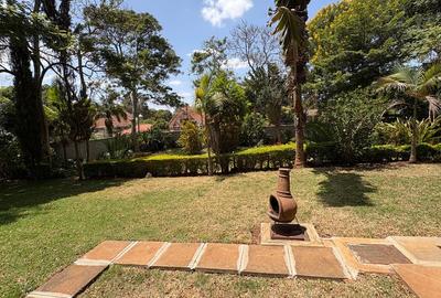 6 Bed Villa with En Suite at Eliud Mathu - 3