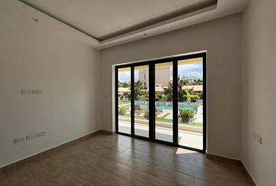 2 Bed Apartment with En Suite at Diani Beach Road - 4