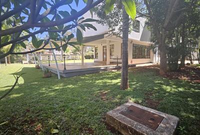 5 Bed Townhouse with En Suite at Runda - 2