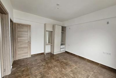 Serviced 3 Bed Apartment with En Suite in Westlands Area - 4