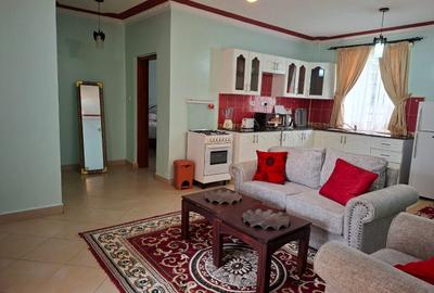 Furnished 2 Bed Apartment with En Suite in Rosslyn - 3