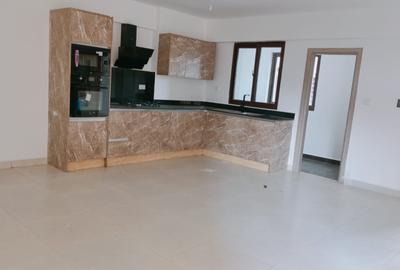 2 Bed Apartment with En Suite in Westlands Area - 3