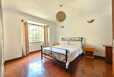 Serviced 2 Bed Apartment with En Suite in Westlands Area - 3