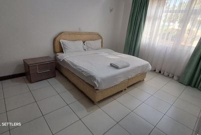 Furnished 2 Bed Apartment with En Suite at Lantana Rd - 3