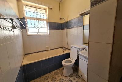 4 Bed House with En Suite at Old Kitisuru