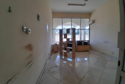 850 ft² Commercial Property with Parking in Nyali Area - 2