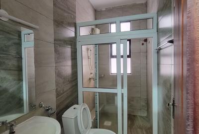 Serviced 4 Bed Apartment with En Suite at 2Nd Avenue - 3