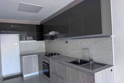 2 Bed Apartment with En Suite in Rhapta Road - 3