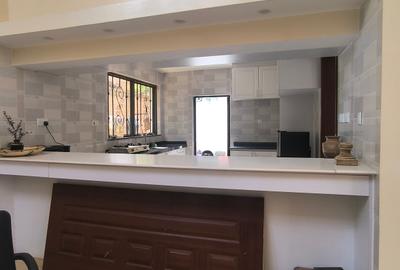 5 Bed Villa with En Suite in Lavington - 2