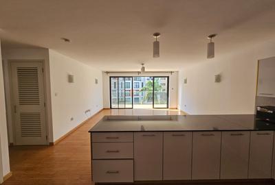 2 Bed Apartment with En Suite in Garden Estate - 3