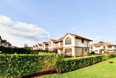 4 Bed Townhouse with En Suite in Kiambu Road
