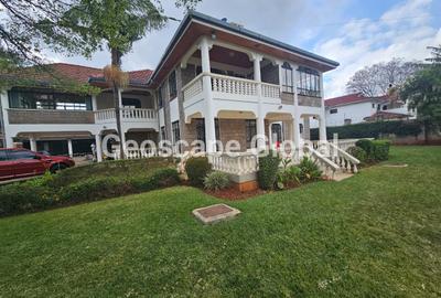 5 Bed House with En Suite in Runda - 3