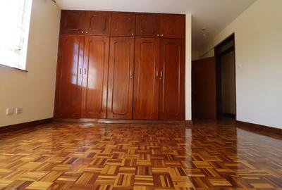 3 Bed Apartment with En Suite at Kilimani - 2